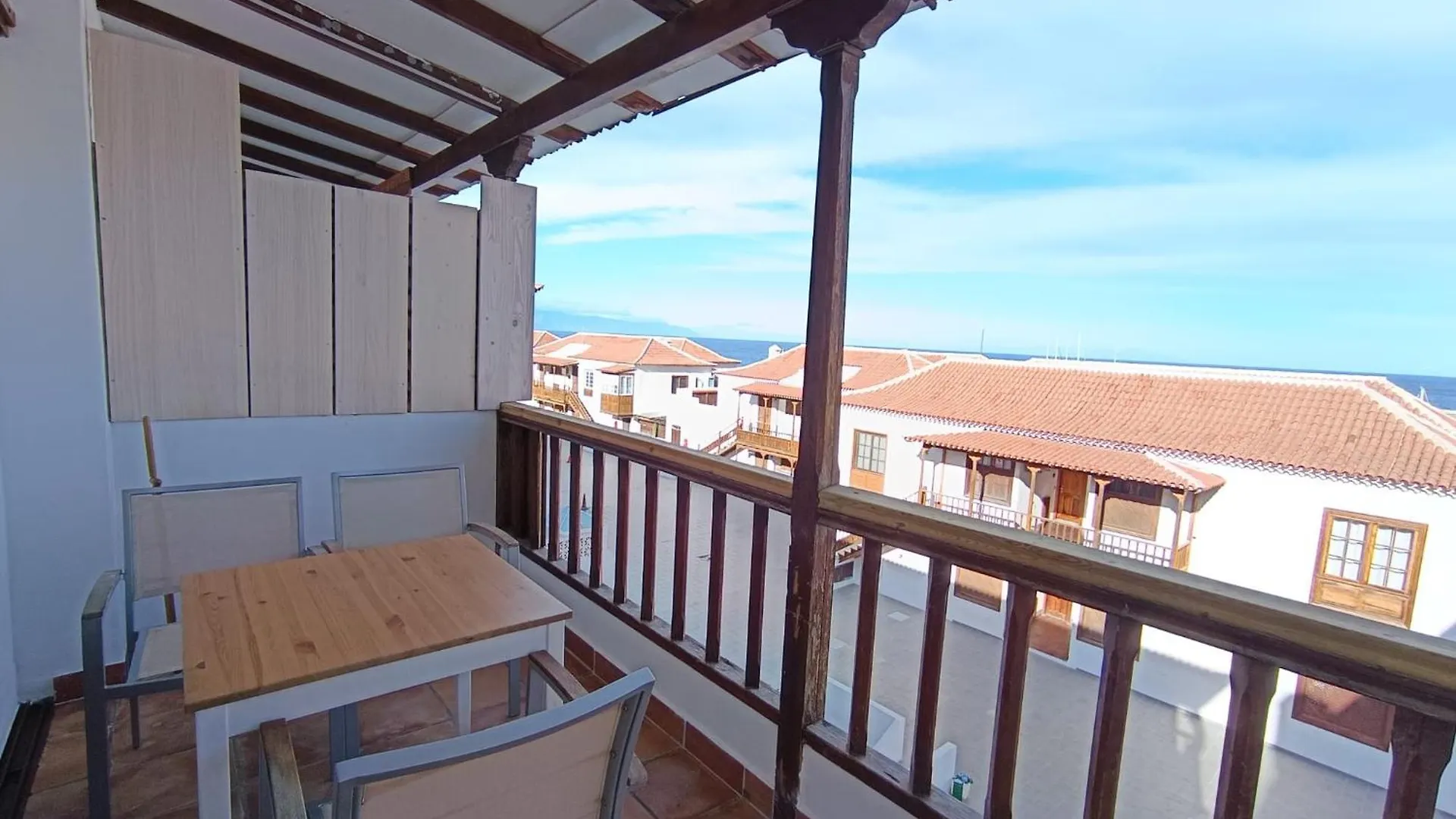Contacts de Modern Apartment In Poblado Marinero